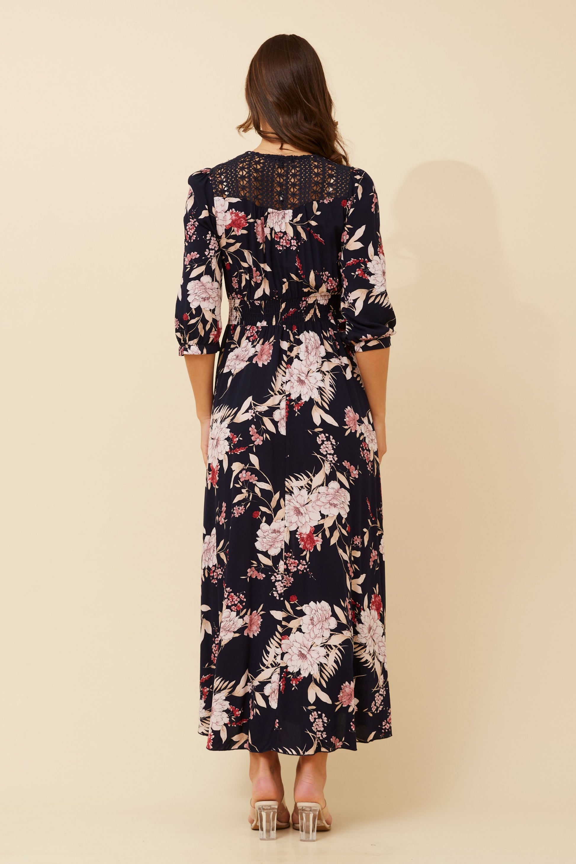 Octavia Floral Maxi Dress – Chic & Flowing Design