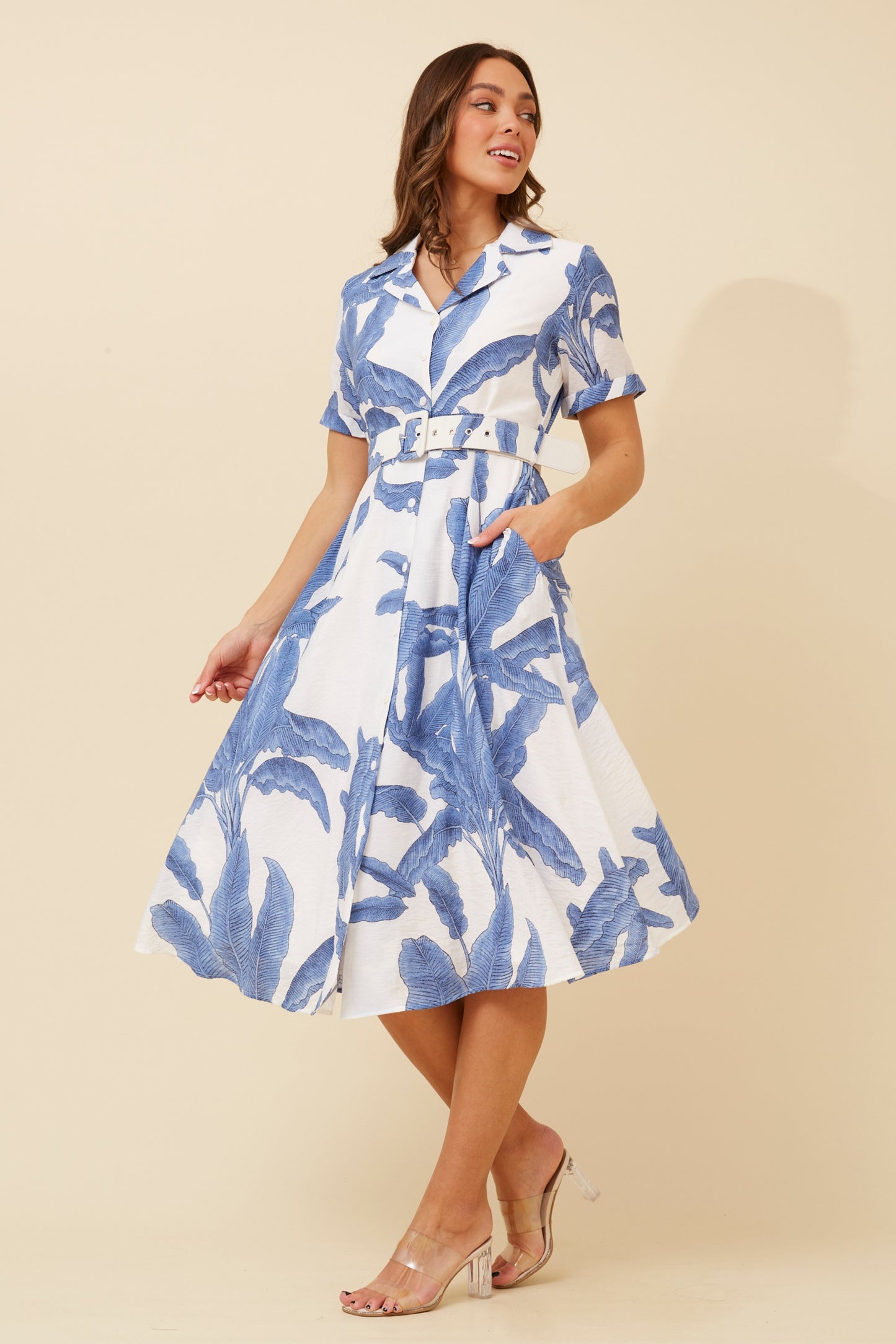 stylish leaf print shirt dress featuring bold blue on white